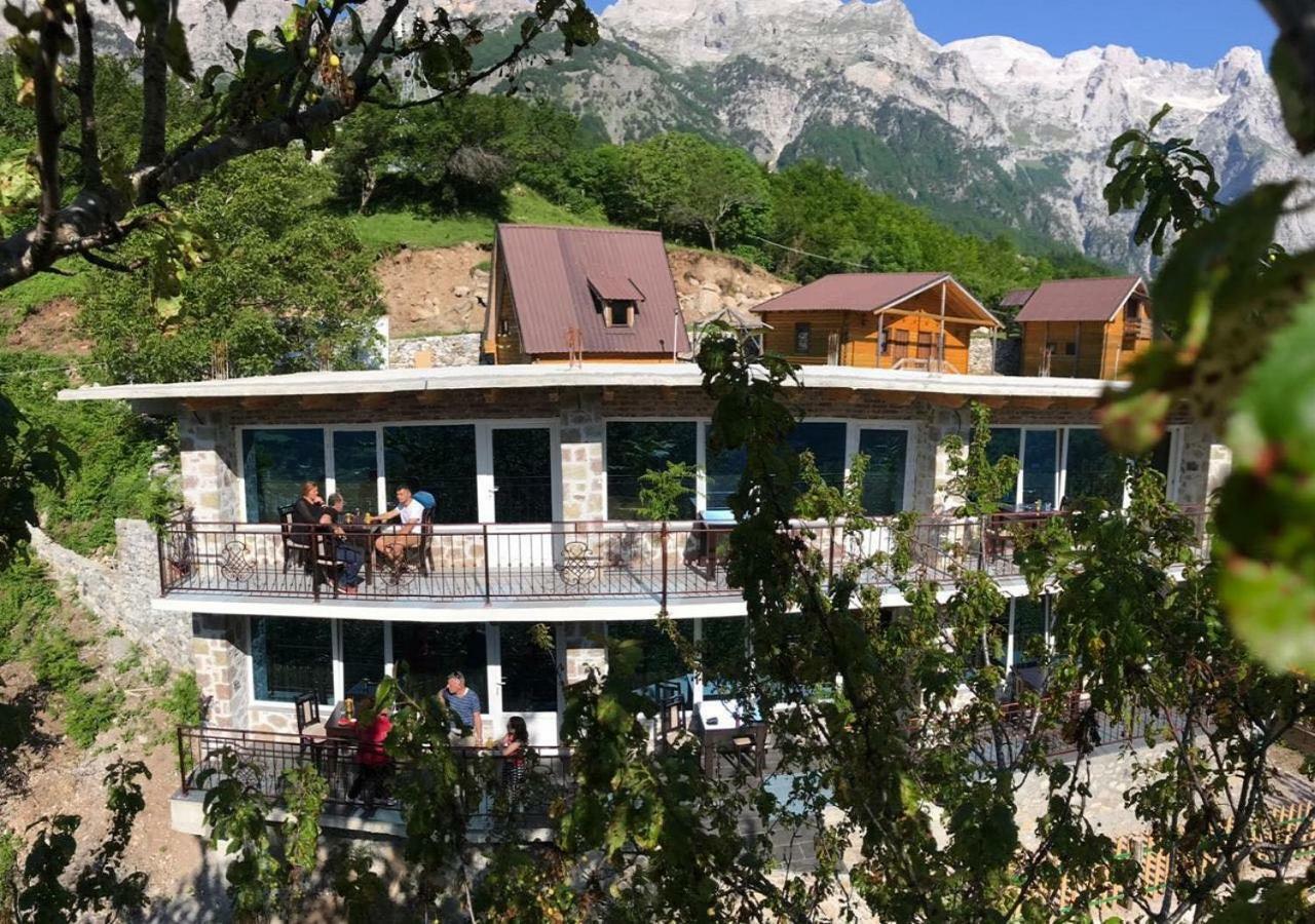 Farm stay Thethi Paradise & Restaurant